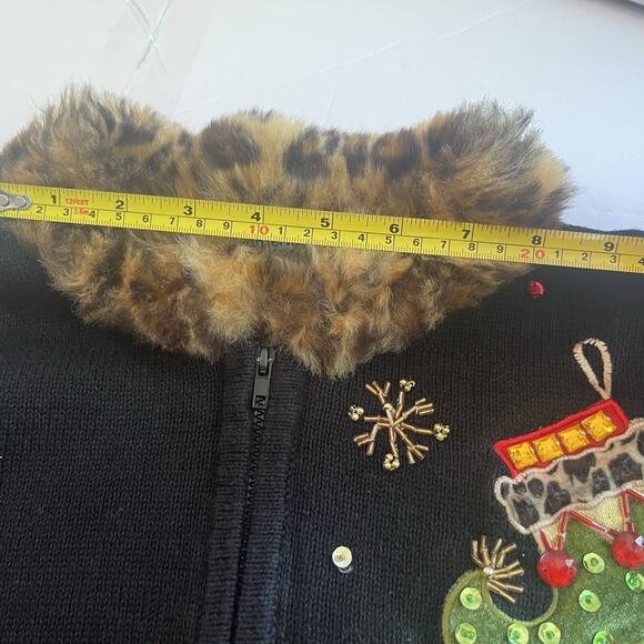 Womans "Ugly" Christmas Cardigan Sweater Faux Fur Collar - Med - Picture 14 of 15